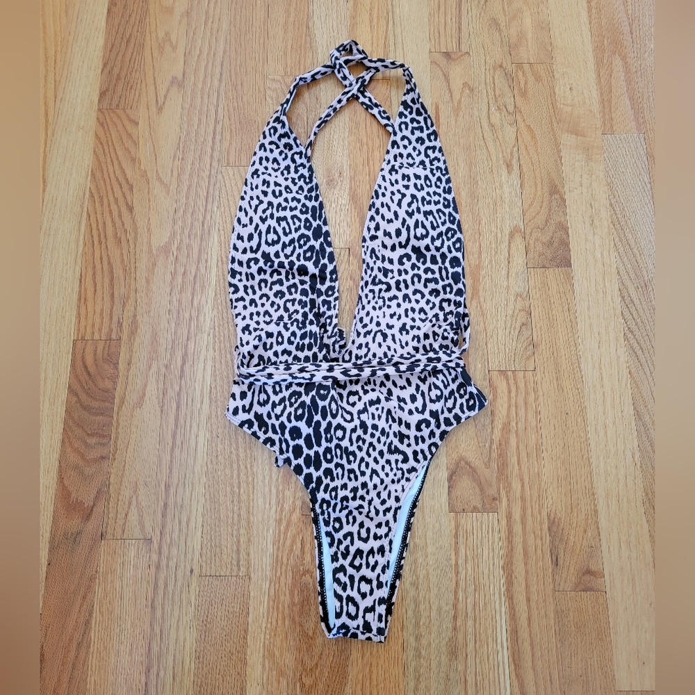 Leopard Print Monokini One Piece Bathing Suit